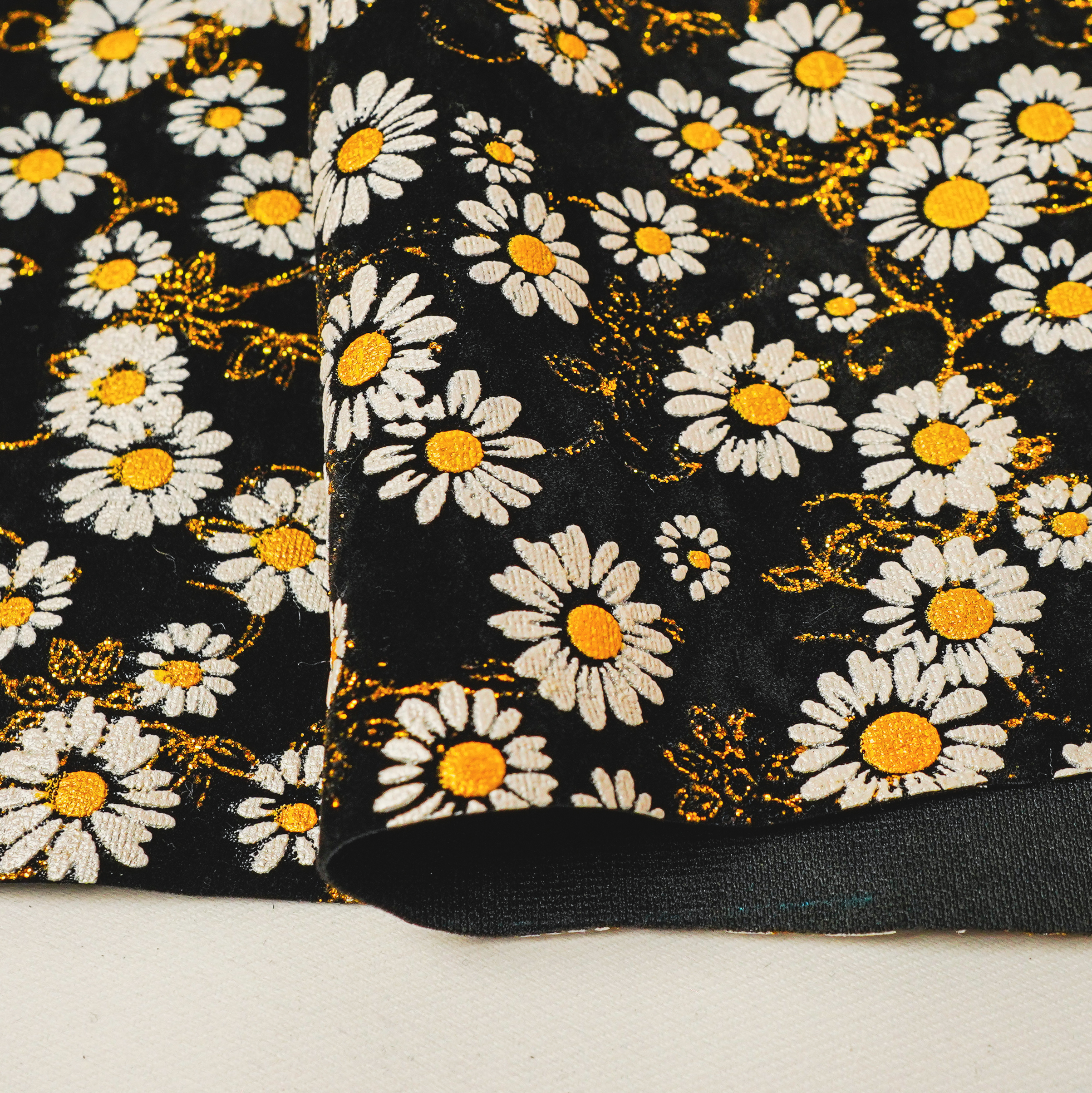 VELUDO FLORAL MARGARIDA