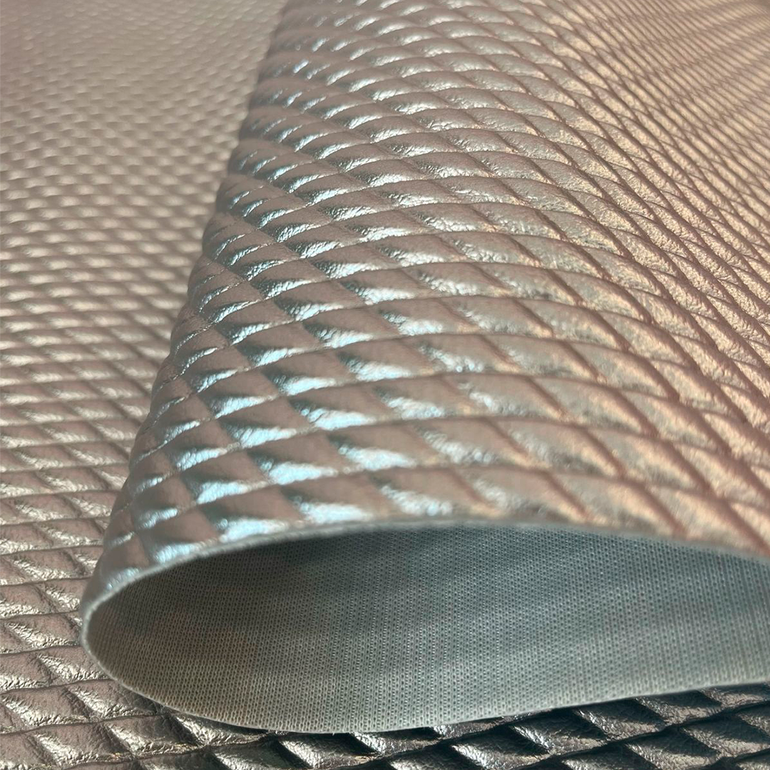 SINTÉTICO ONDAS - COR: PRATA