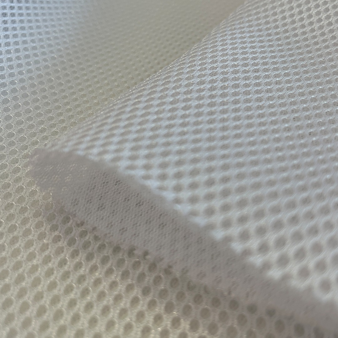 TELA AERADA MESH COR:BRANCA
